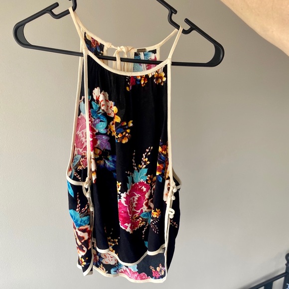 Free People - Picture 1 of 3